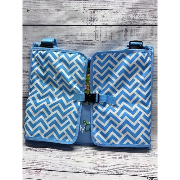 Kids Travel Car Seat Lap Tray Tablet & Cup Holder 14 Mesh Pockets Ages 3–7 NICE - Picture 6 of 6